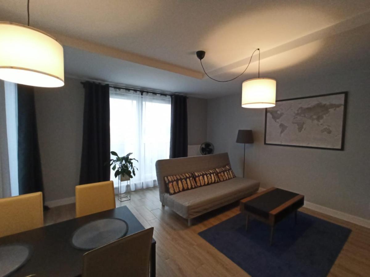 Sun Apartment Katowice Bagian luar foto
