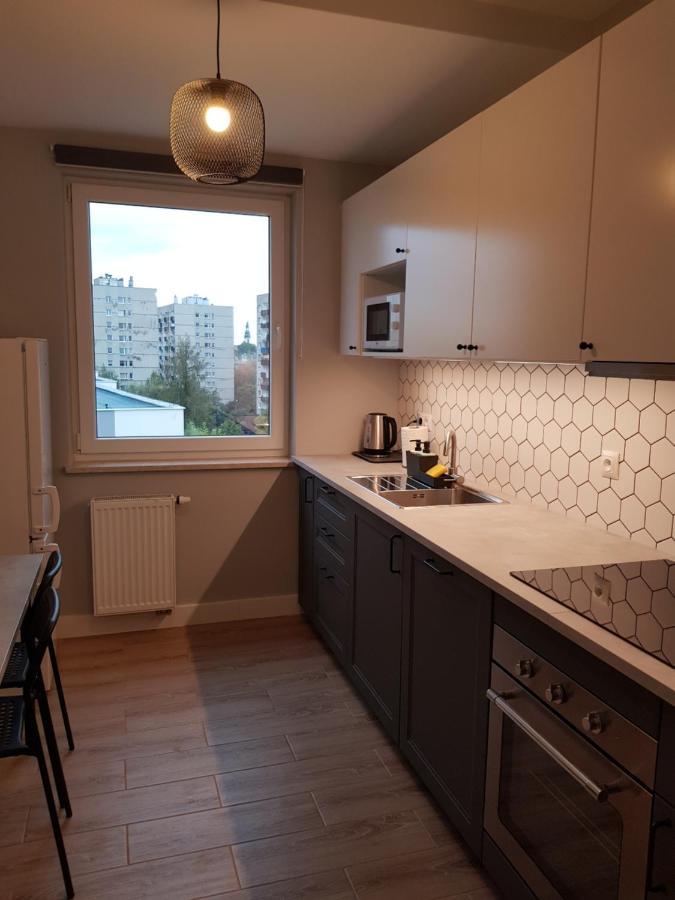 Sun Apartment Katowice Bagian luar foto